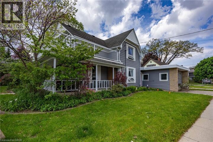Property Photo:  220 Queen Street  ON N4B 2K7 