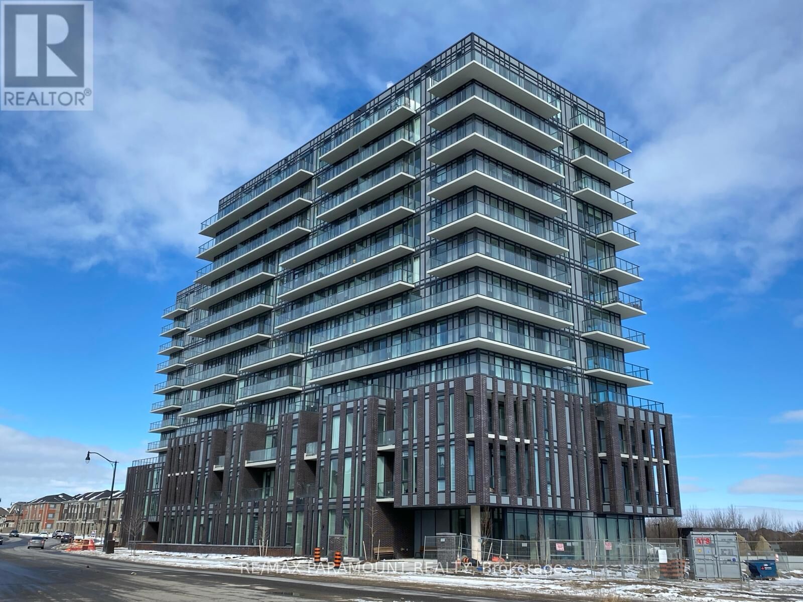 Property Photo: 215 Veterans Drive 1203 ON L7A 5L6