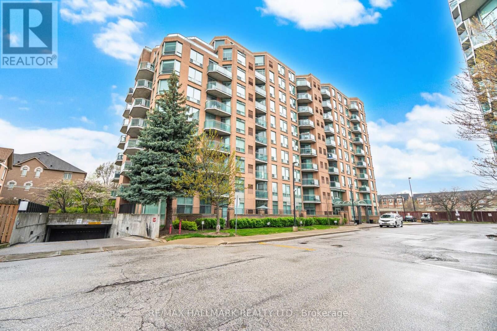 Property Photo:  190 Manitoba Street 209  ON M8Y 3Y8 