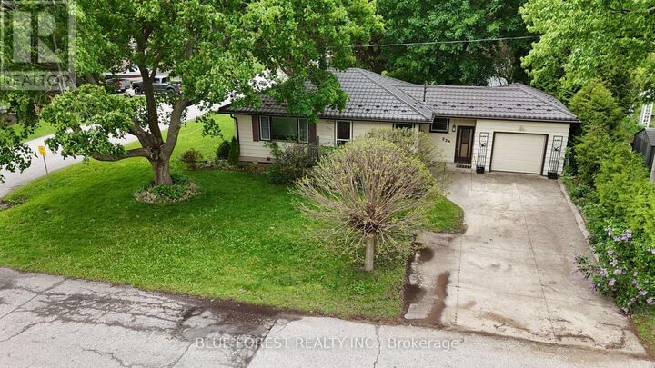 Property Photo: 234 Flora Street ON N0L 2C0