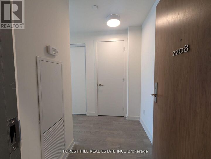 Property Photo:  1 Grandview Avenue 2208  ON L3T 1G9 