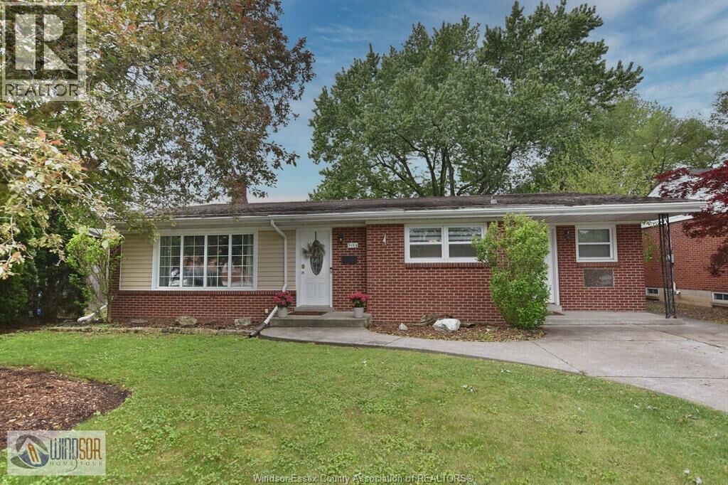 Property Photo:  3165 Virginia Park Avenue  ON N9E 2C1 
