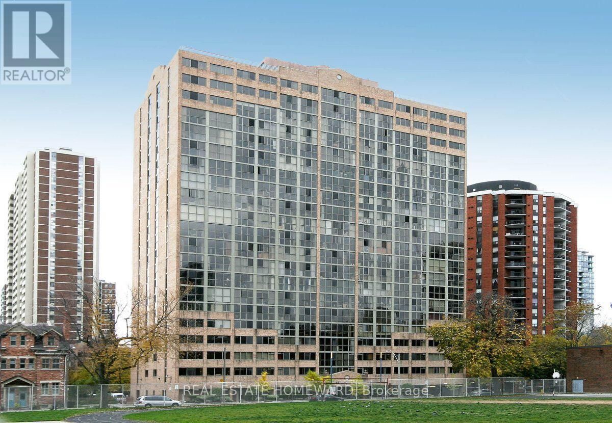 Property Photo:  15 Maitland Place #1210  ON M4Y 2X3 