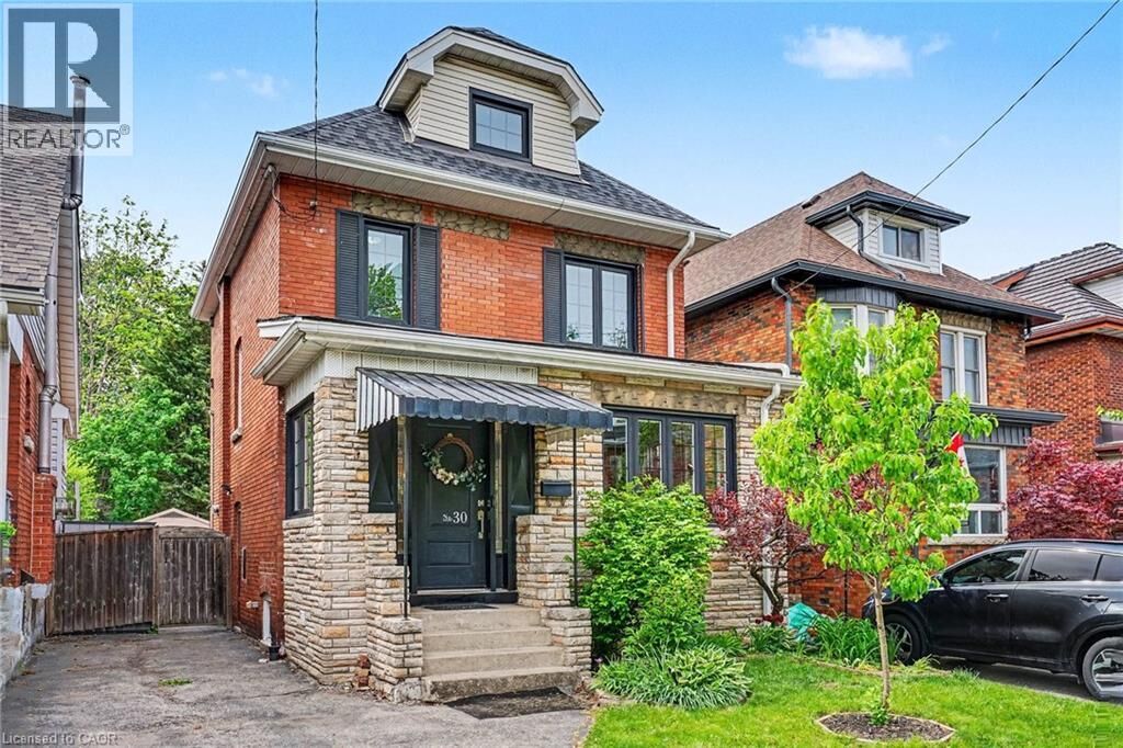 Property Photo:  30 South Province Street South  ON L8K 2K6 
