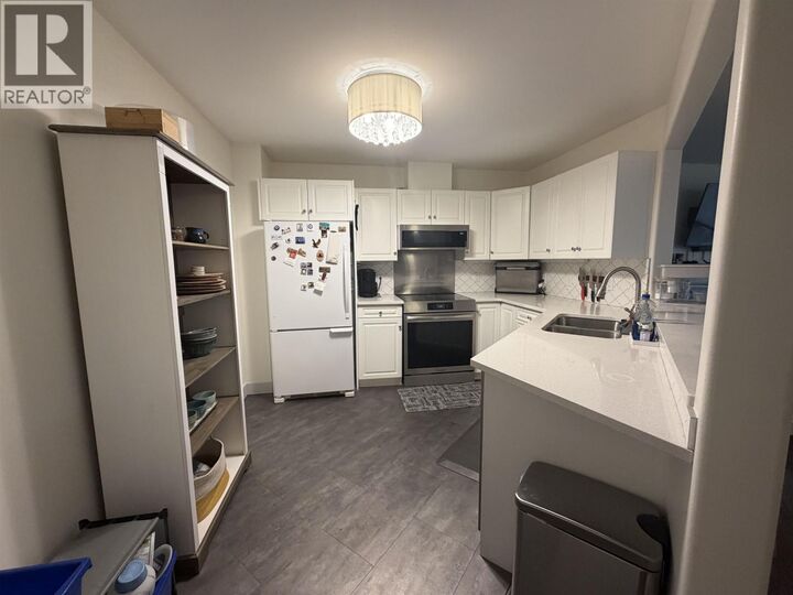 Property Photo: 2055 Ingledew Street 101 BC V2L 5S1