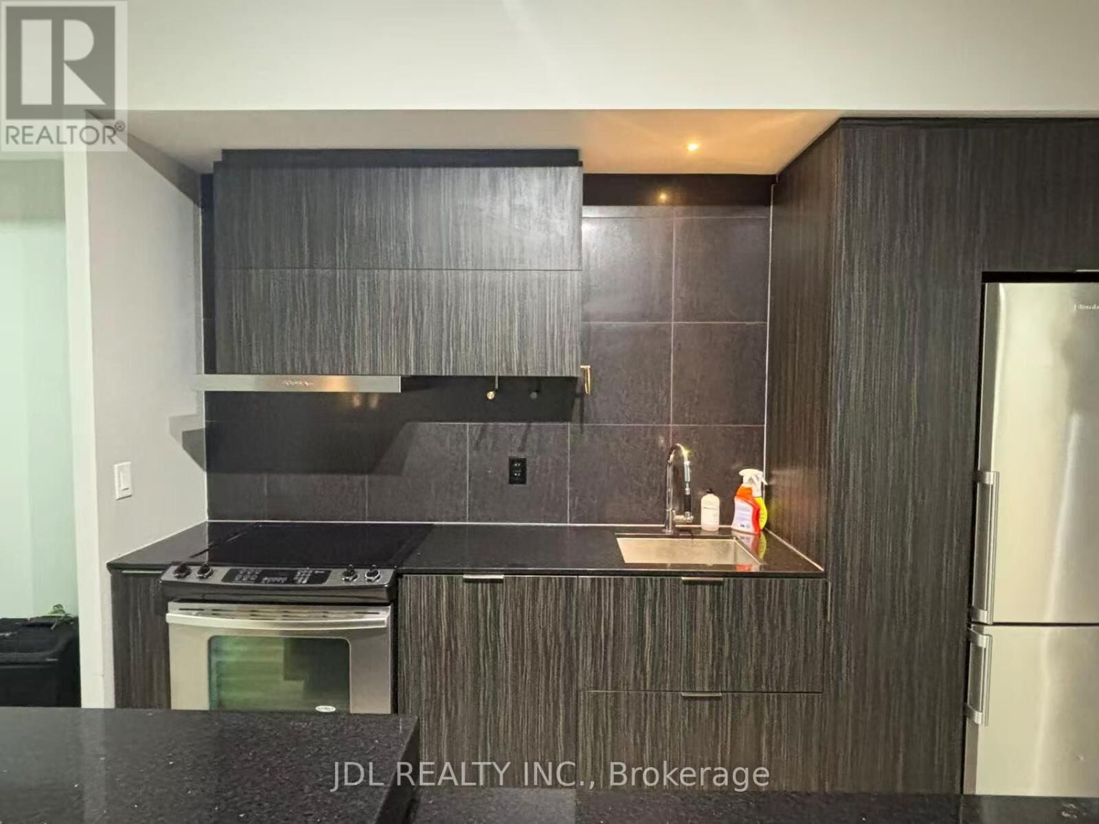 Property Photo:  101 Charles Street East 318  ON M4Y 0A9 