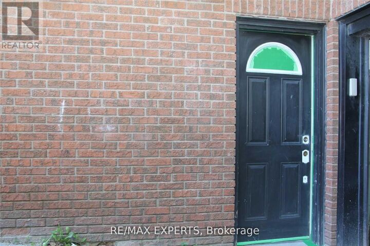 Property Photo:  599 Glencairn Avenue Bsmt  ON M6B 1Z6 