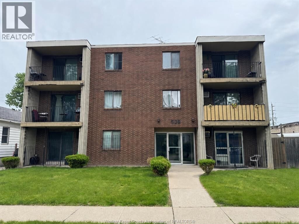 Property Photo: 536 Aylmer Avenue 201 ON N9A 1T8