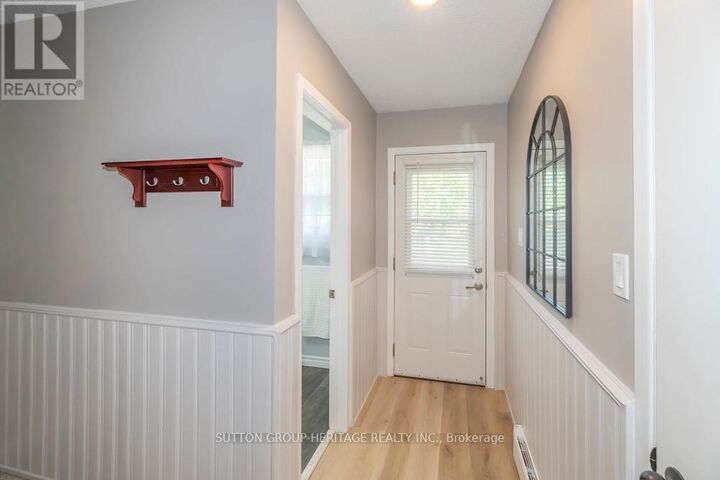 Property Photo: 1418 Palmetto Drive ON L1K 1N2