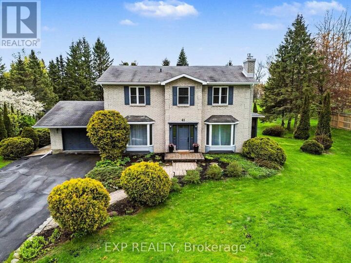 Property Photo:  41 Loyalist Crescent  ON K0C 1R0 