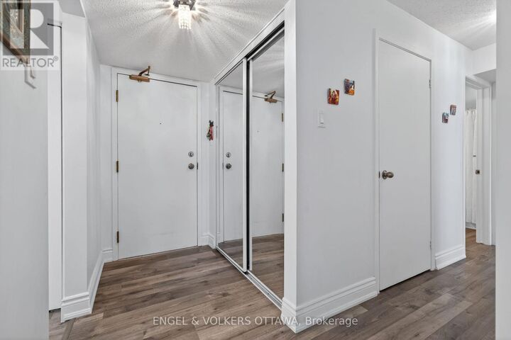 Property Photo:  270 Lorry Greenberg Drive 307  ON K1T 3K2 