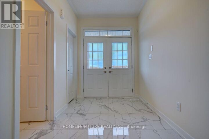 Property Photo:  978 Rexton Drive  ON L1H 0T8 