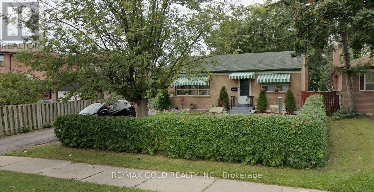 Property Photo: 7084 Minotola Avenue ON L4T 2S8