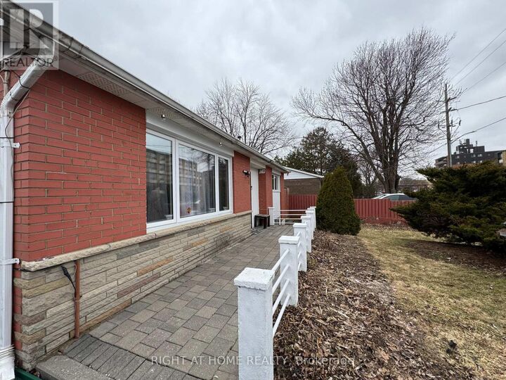 Property Photo:  4 Leslie Street  ON L6X 2J4 
