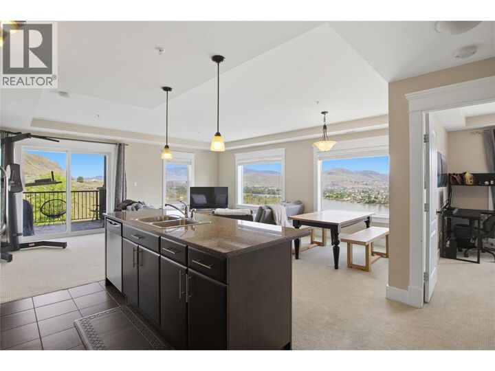 Property Photo: 975 Victoria W Street 202 BC V2C 0C2