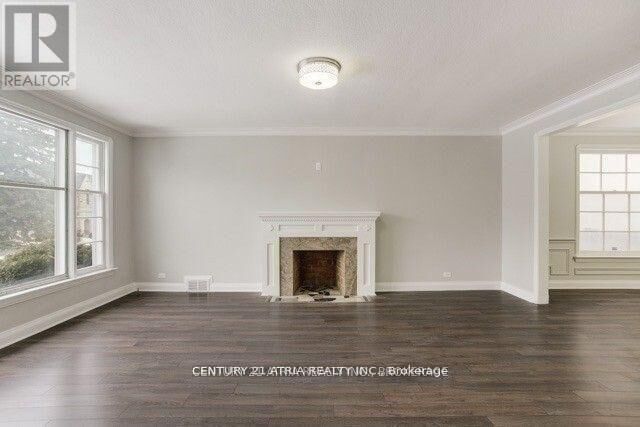 Property Photo:  46 Fenn Avenue  ON M2L 1M8 