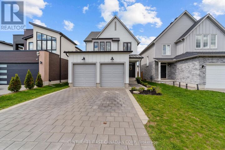 Property Photo: 3029 Heardcreek Trail ON N6G 2S7