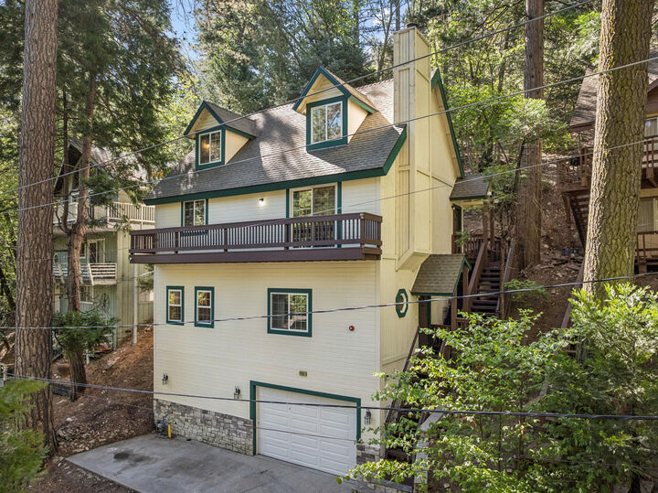 Property Photo:  27831 Rainbow Drive  CA 92352 