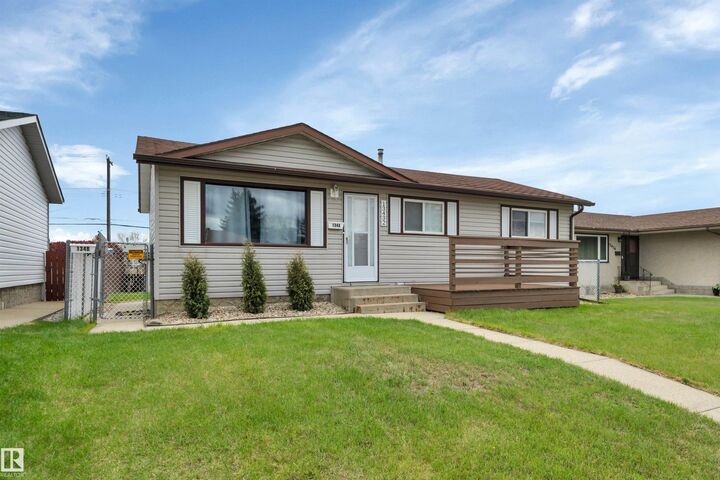 Property Photo:  13432 58 Street NW  AB T5A 0R3 