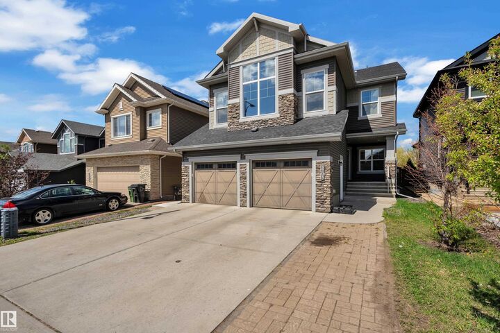 Property Photo: 3203 Winspear Crescent SW AB T6X 1S7
