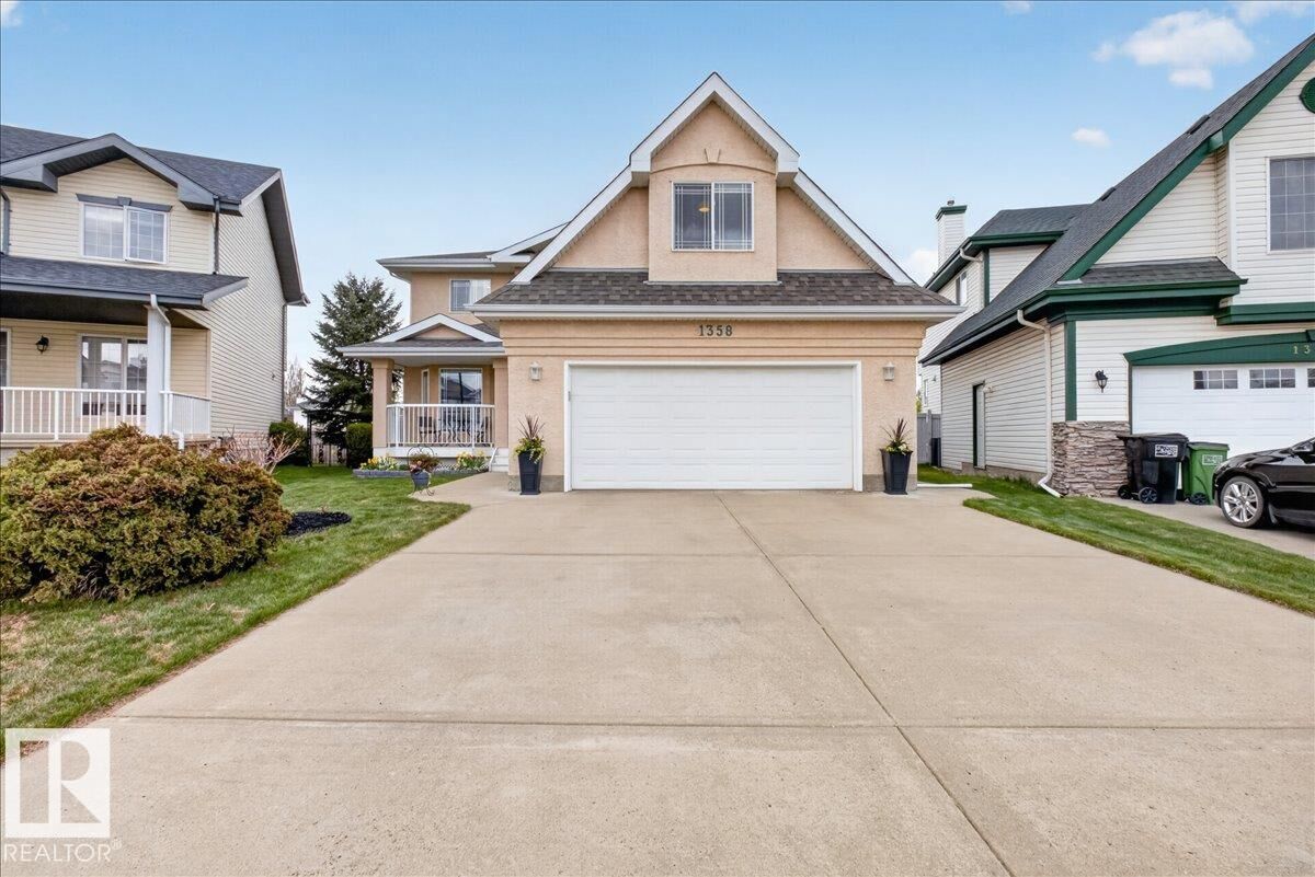 Property Photo:  1358 118A Street NW  AB T6J 7G2 