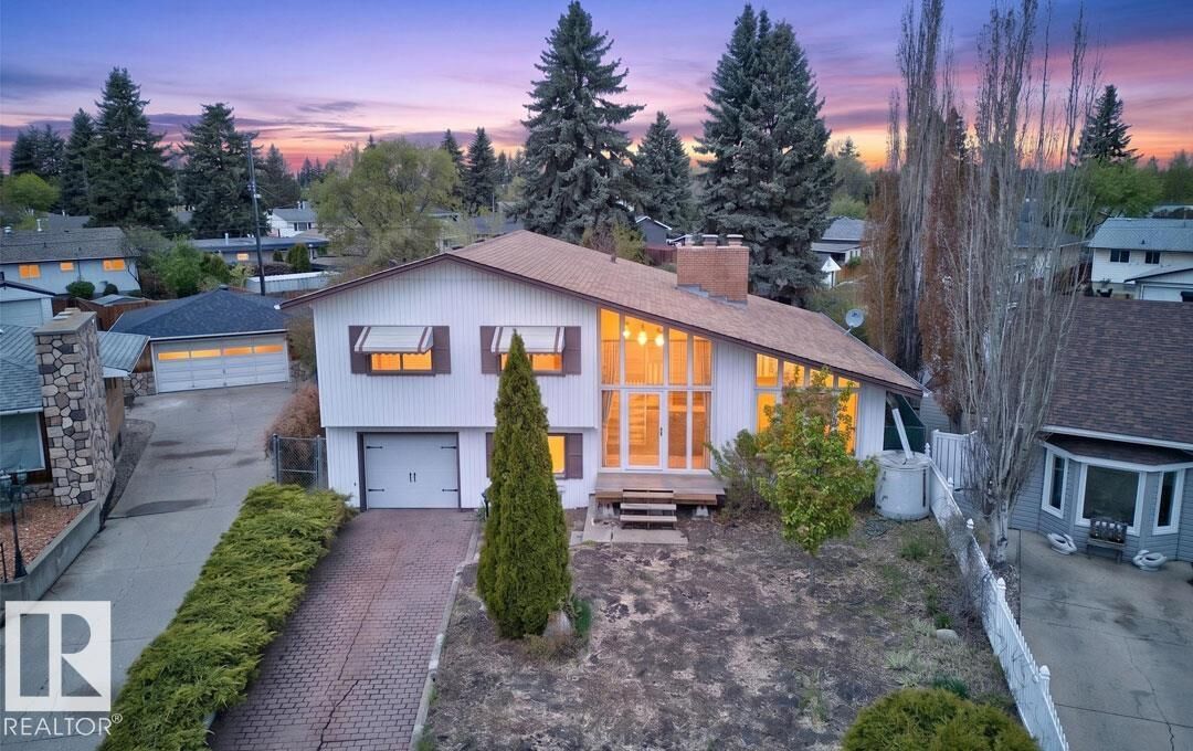Property Photo:  10328 42 Street NW  AB T6A 1T5 