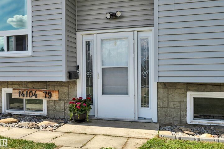 Property Photo:  14104 79 Street NW  AB T5C 1K1 