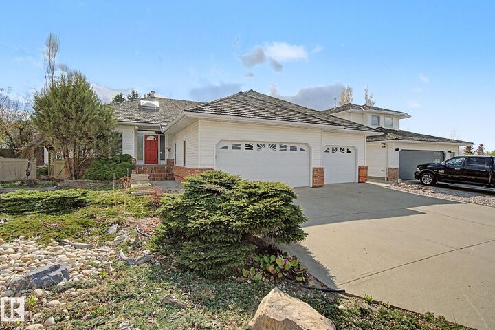 Property Photo: 485 Regency Drive AB T8A 5N1