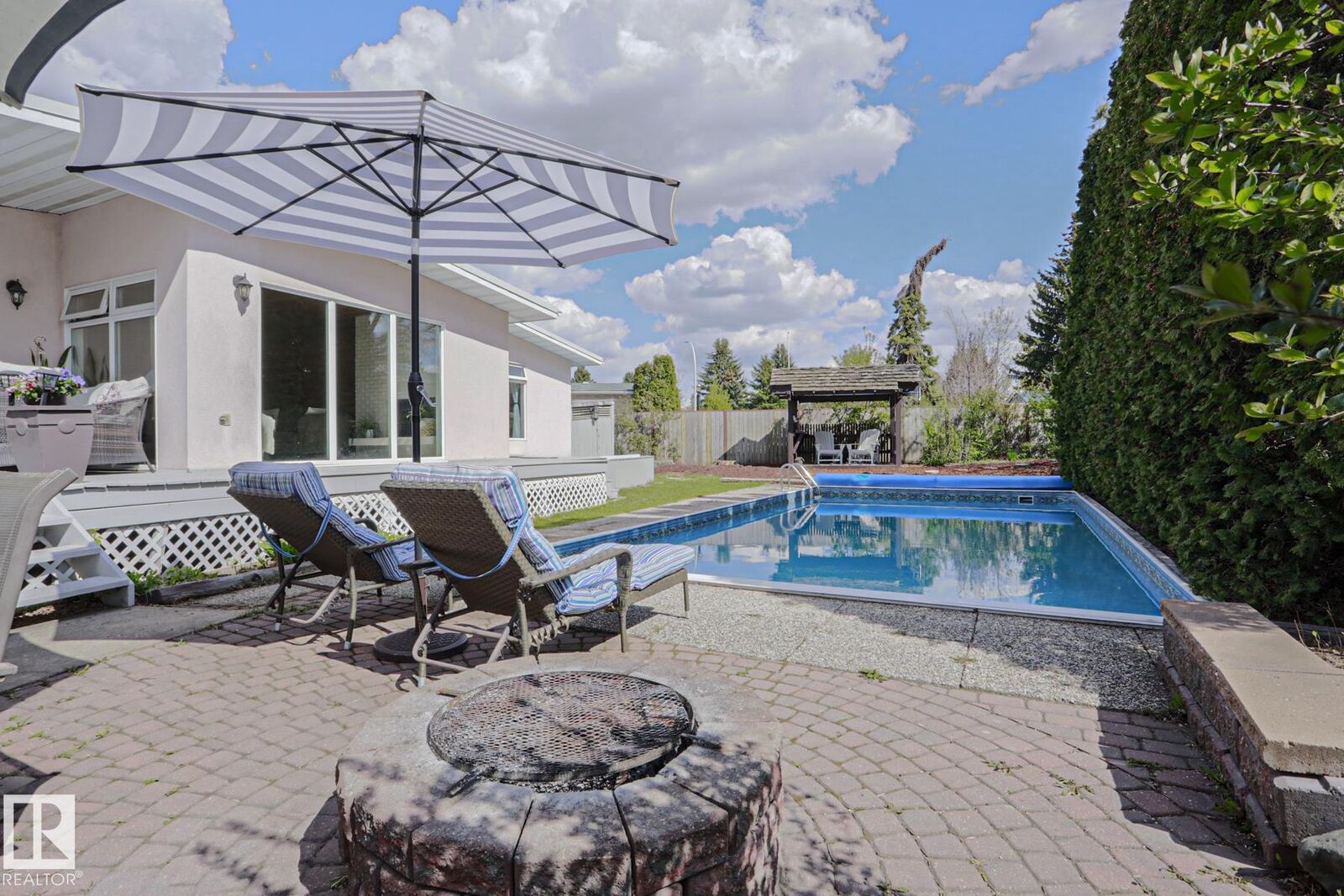 Property Photo: 1214 85 Street NW AB T6K 1X8
