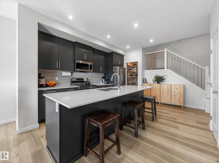 Property Photo:  9 Prospect Place  AB T7X 2W4 