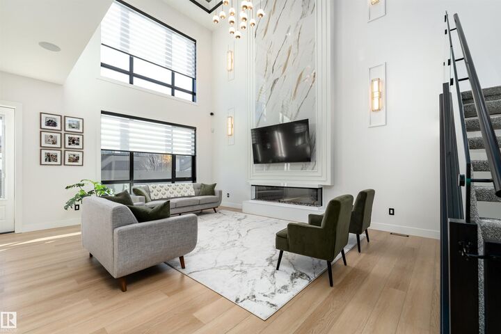 Property Photo:  16511 8 Street NE  AB T5Y 4J1 