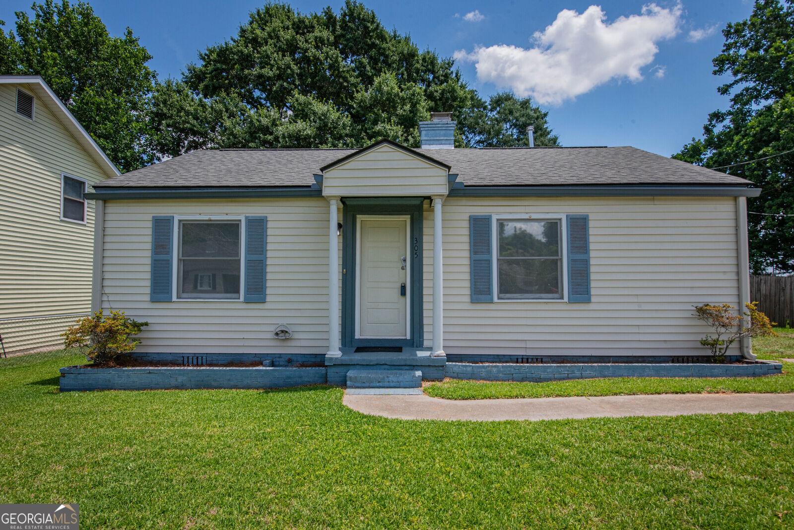 Property Photo:  305 McArthur Boulevard  GA 31093 