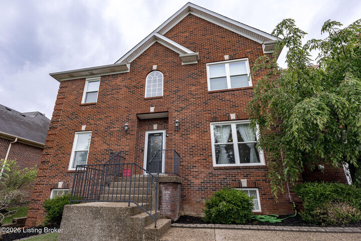 Property Photo:  17411 Polo Run Ln  KY 40245 