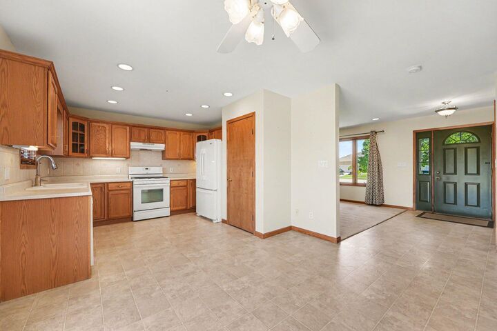 Property Photo:  732 Sunflower Lane  IN 46311 