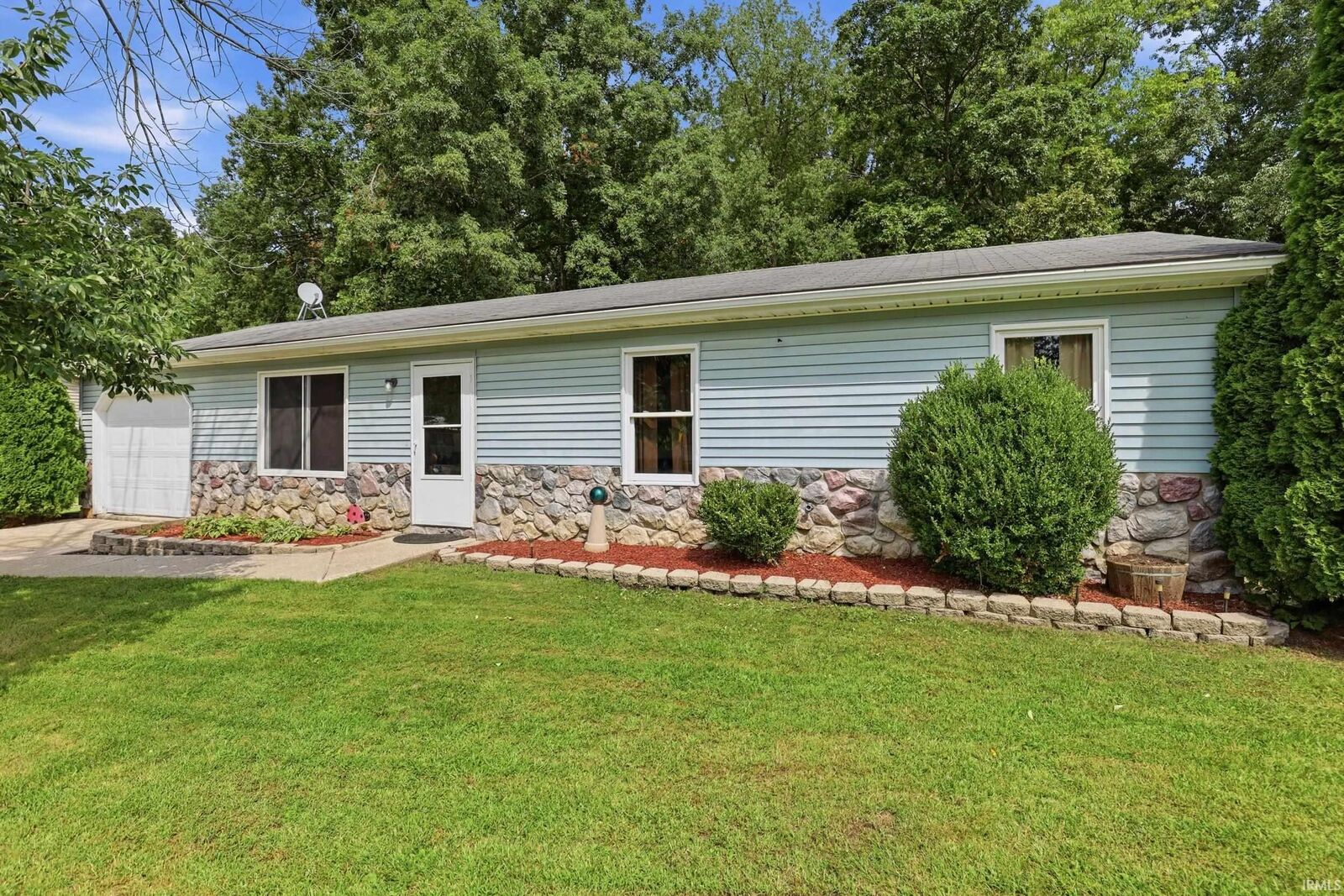 Property Photo:  512 N McKinley Street  IN 46703 