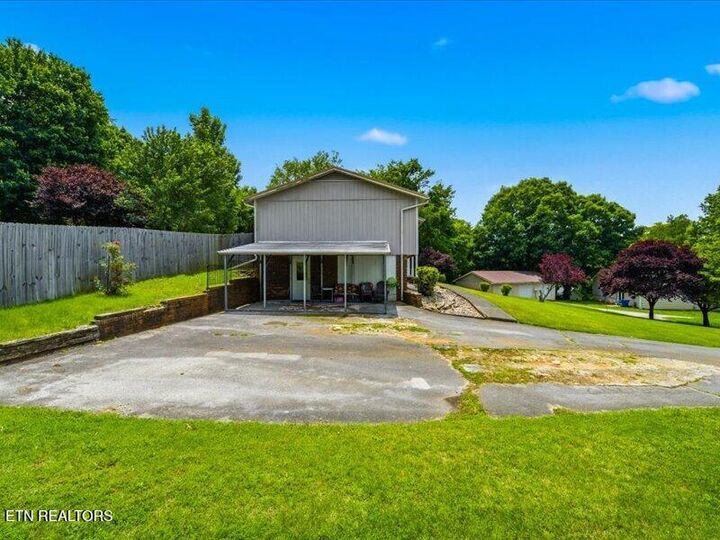 Property Photo:  1120 Lockhart Rd  TN 37760 