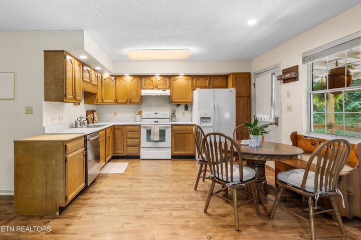Property Photo: 3714 Roberts Rd TN 37721