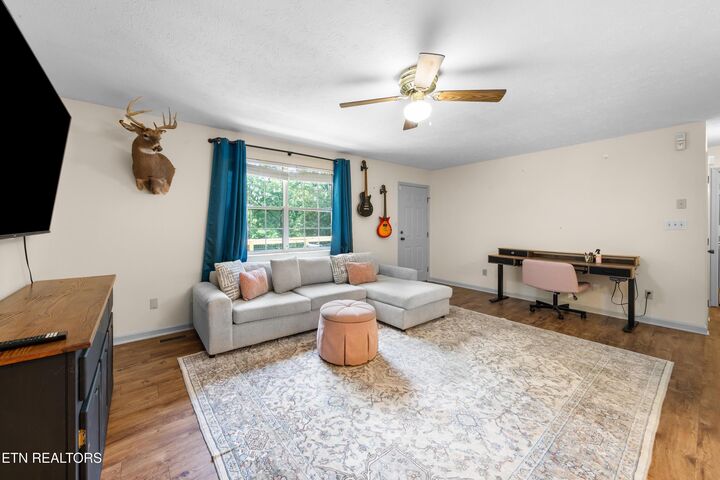 Property Photo: 3714 Roberts Rd TN 37721