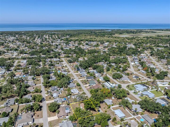 Property Photo:  381 Falkland Road  FL 34293 