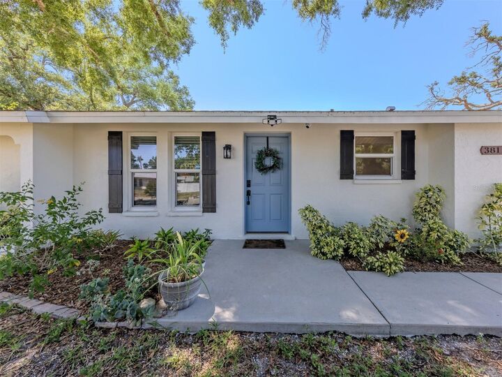 Property Photo: 381 Falkland Road FL 34293