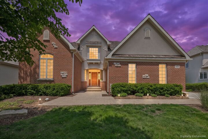 Property Photo: 1029 Ridgeview Drive IL 60010