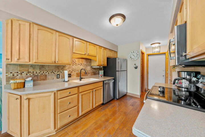 Property Photo:  1837 Kerrybrook Court 0  IL 60178 