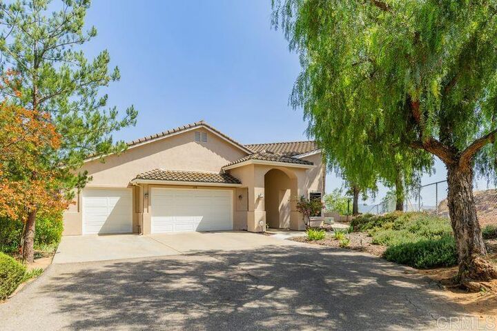 Property Photo:  1178 Cedar Summit Drive  CA 92065 