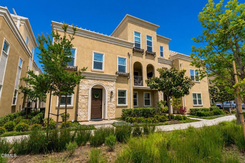 Property Photo: 643 Winchester Drive CA 93036