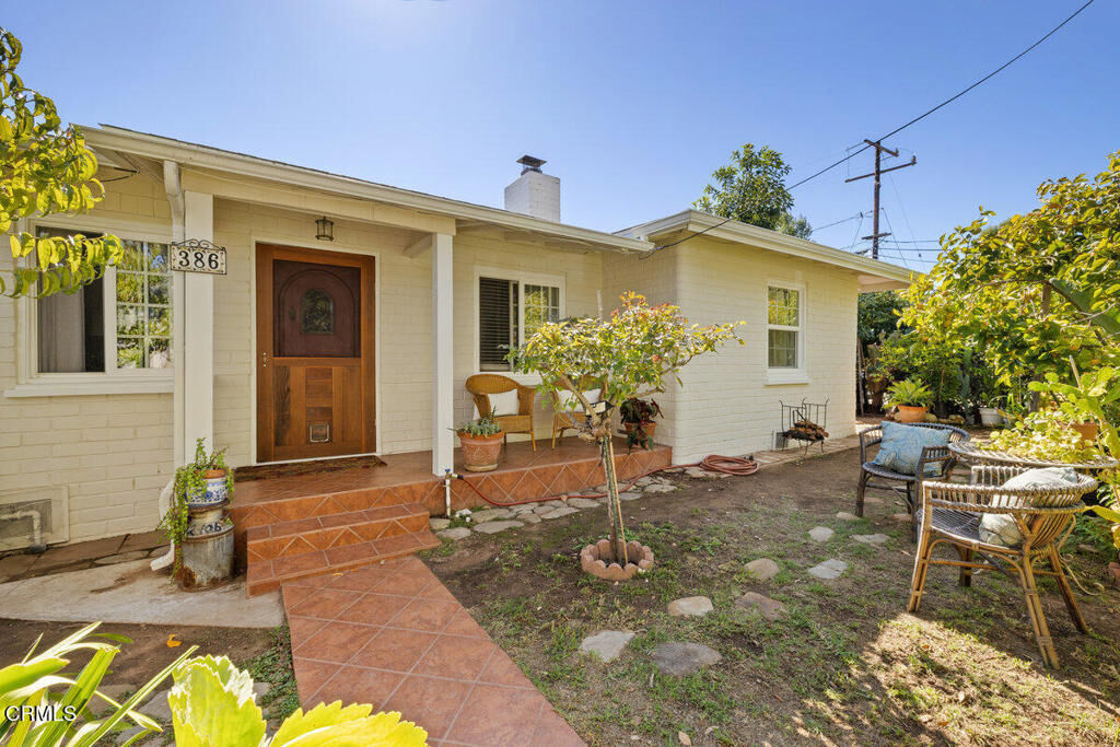 Property Photo: 386 Larmier Avenue CA 93022