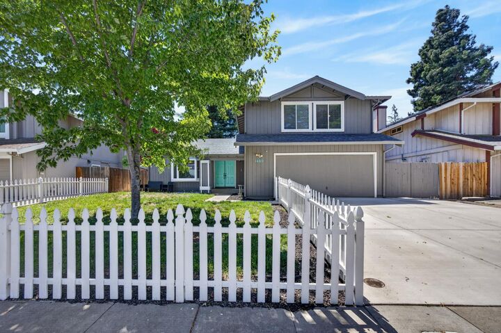 Property Photo:  1480 Woodland Oaks Way  CA 95833 