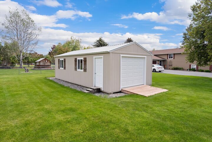Property Photo: 77 Scarborough Avenue MT 59901