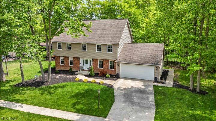 Property Photo: 16561 N White Oaks Drive OH 44136