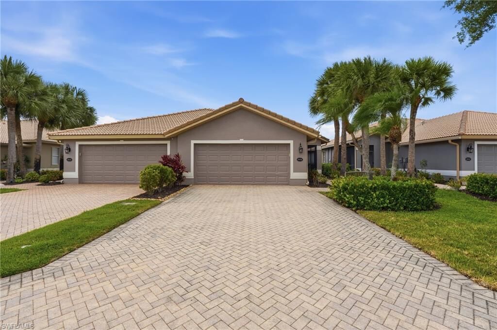 Property Photo: 20038 Serre Dr FL 33928