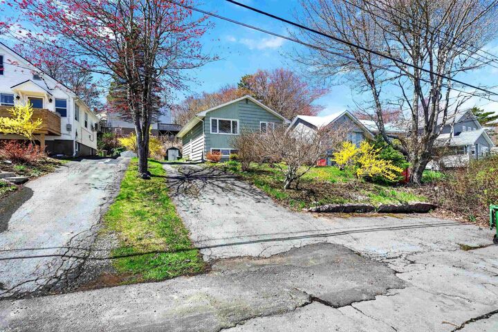 Property Photo: 9 Kidston Road NS B3R 2A5